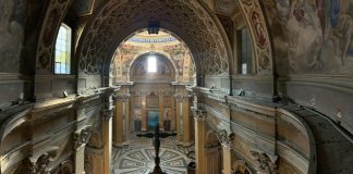 Interno della Chiesa dei SS. Biagio e Carlo ai Catinari